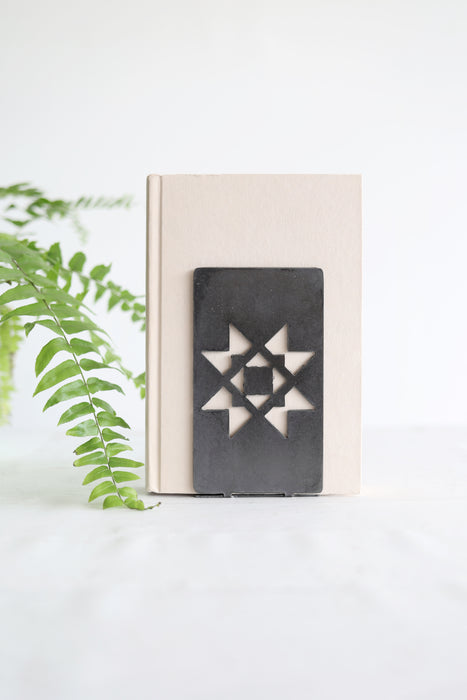 Quilt Square Bookend