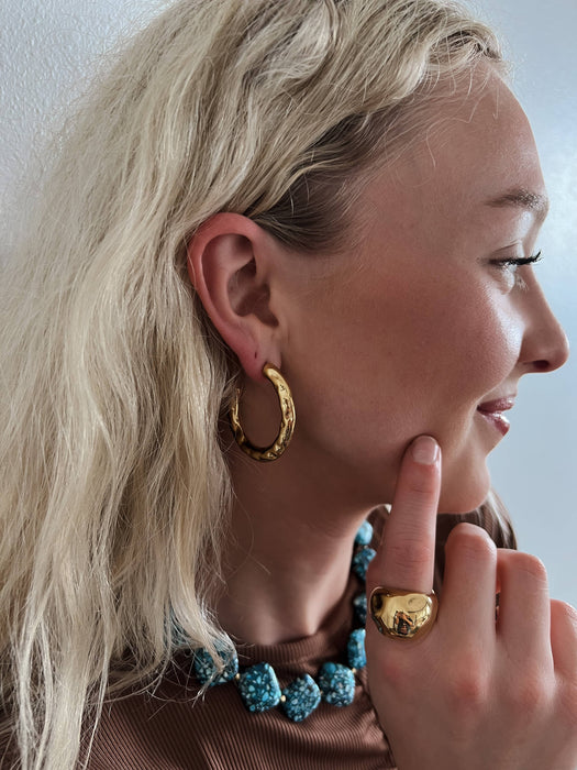 Elondo Hammered Gold Hoop Earrings