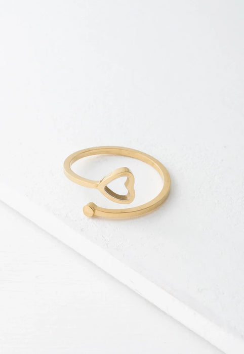 Ada Gold Heart Ring