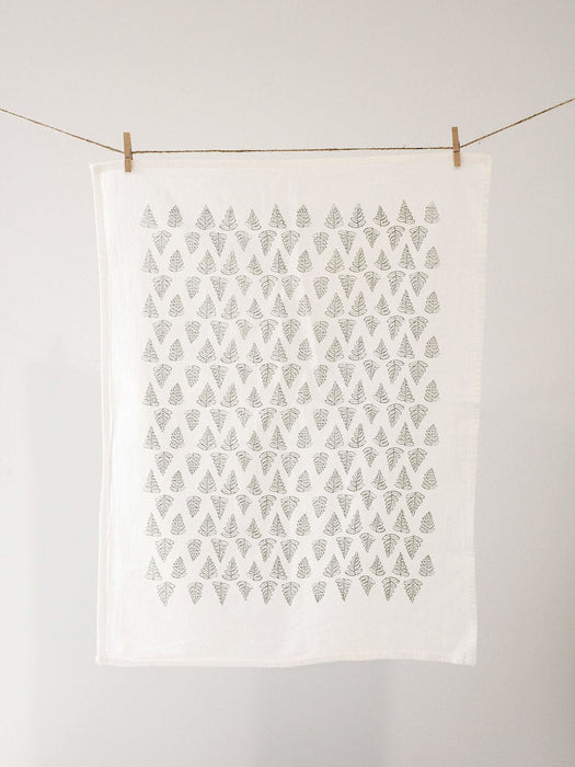 Fern Pattern Tea Towel  |  Botanical tea towel dish towel kitchen towel flour sack towel gift for mom plant lover gift