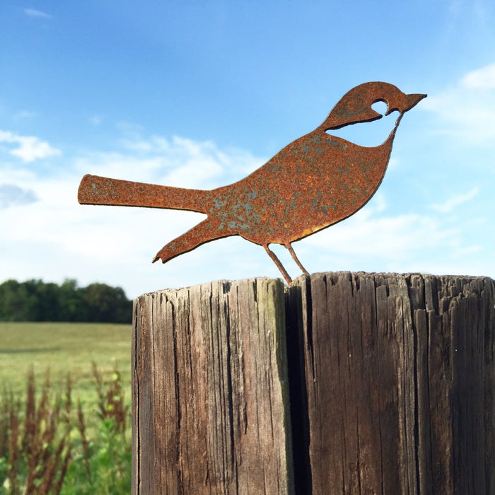 Metal Bird Statue - Mockingbird / Robin |  bird watcher garden gift bird art rustic outdoor decor