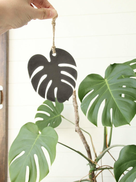 monstera ornament Highland Ridge Decor